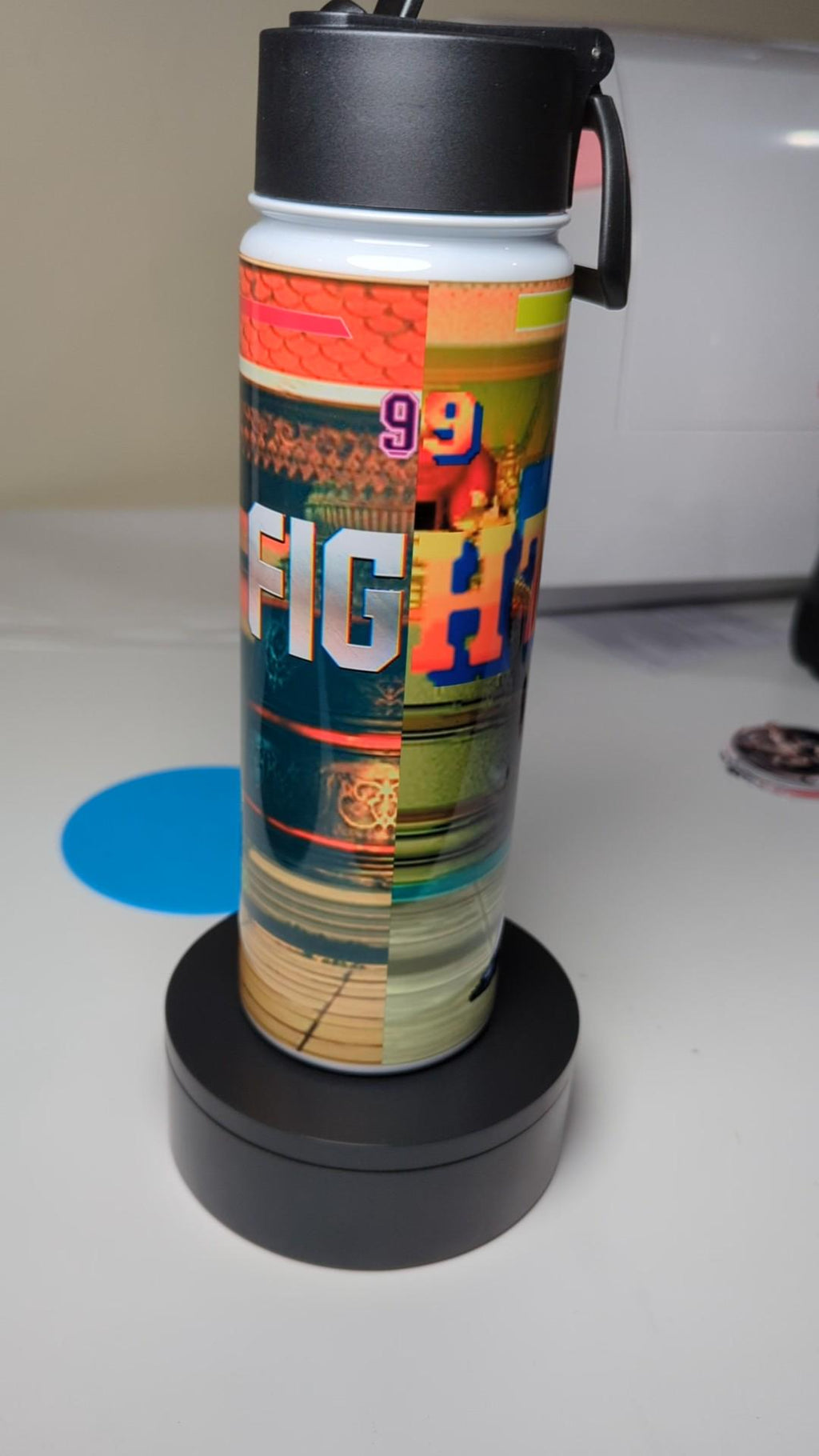 22 Oz Waterbottle inspired by Classic vs Present Street Fighter Ken Edition