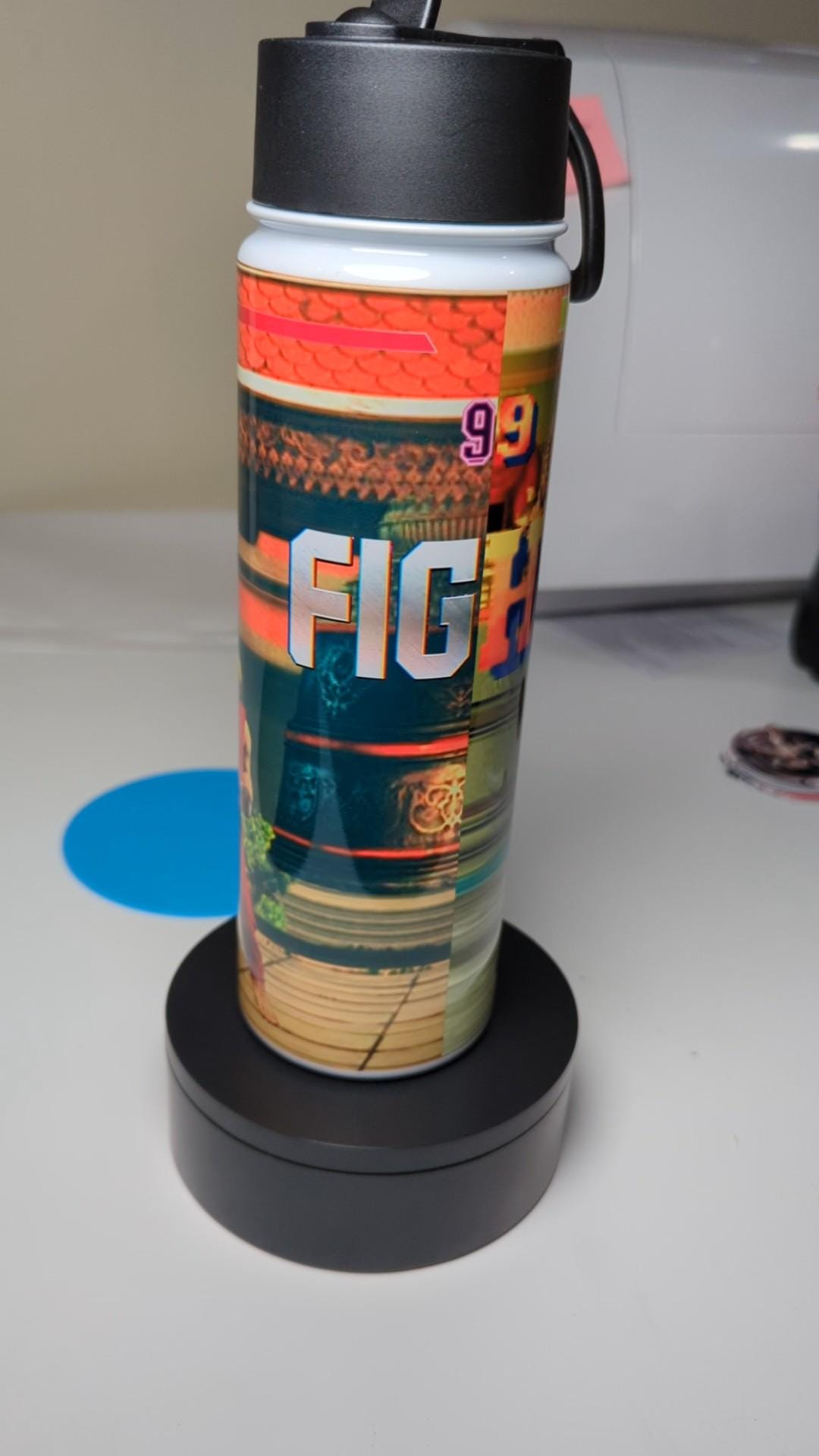22 Oz Waterbottle inspired by Classic vs Present Street Fighter Ken Edition