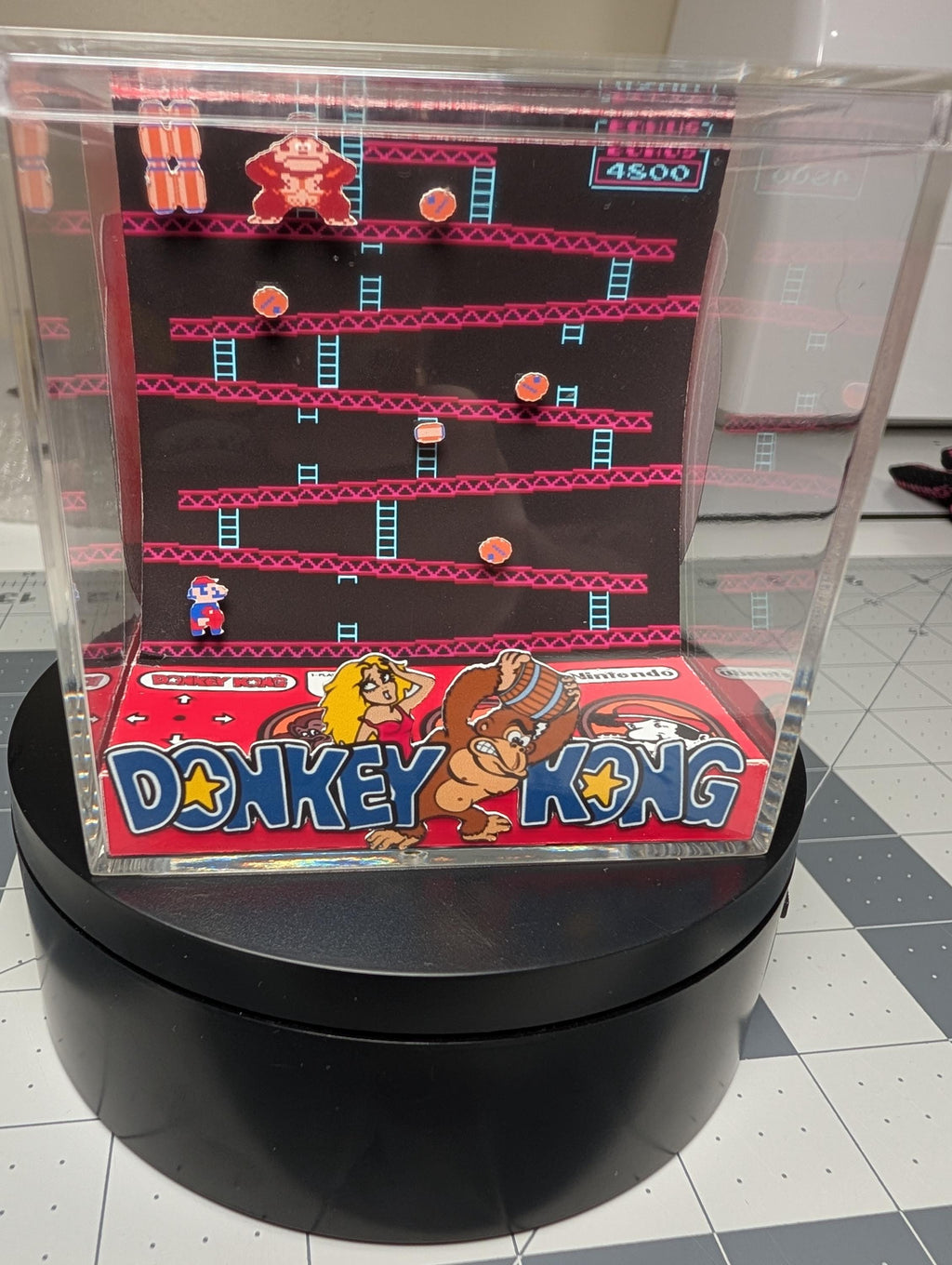 Donkey Kong Arcade Diorama Cube