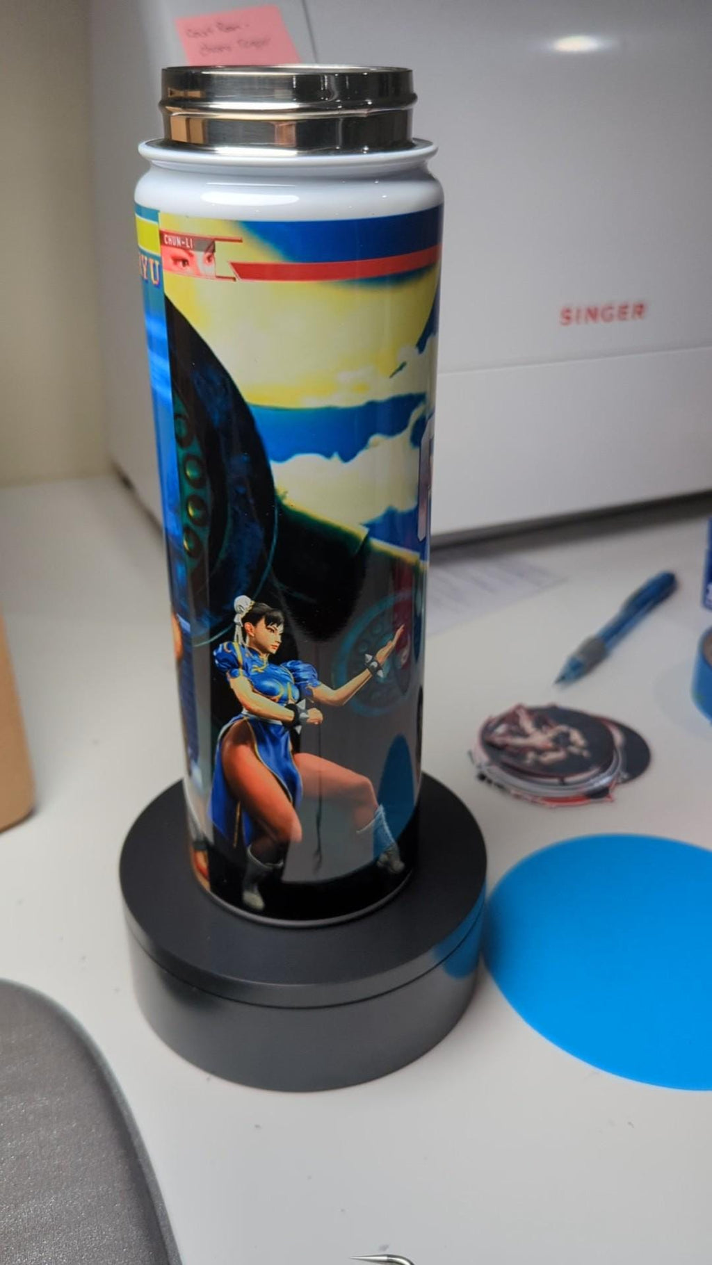 22 Oz Waterbottle inspired by Classic vs Present Street Fighter Chun Li Edition